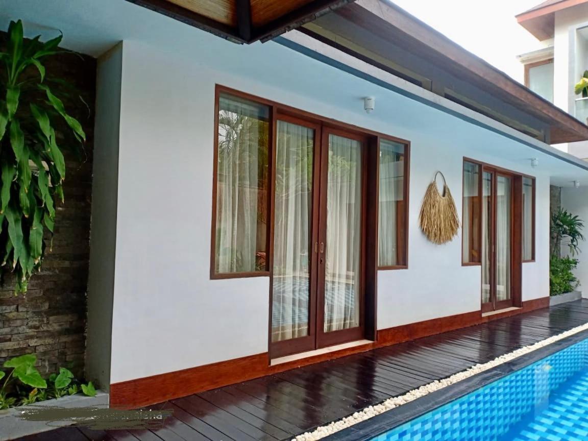 Villa Travis Seminyak  Ngoại thất bức ảnh
