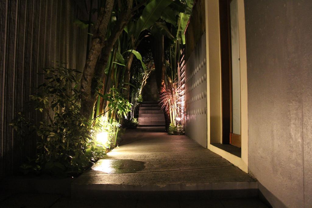 Villa Travis Seminyak  Ngoại thất bức ảnh