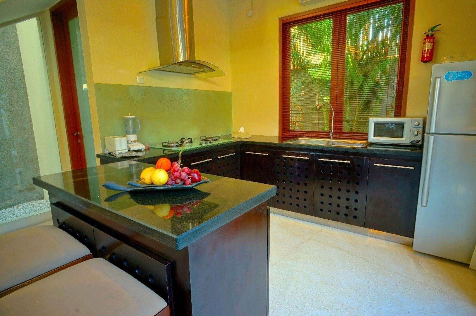 Villa Travis Seminyak  Ngoại thất bức ảnh