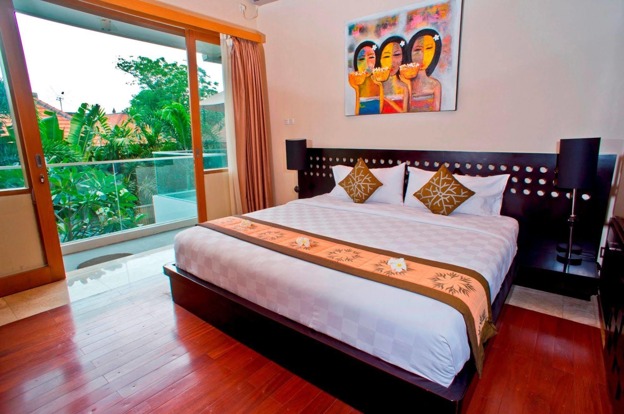 Villa Travis Seminyak  Ngoại thất bức ảnh