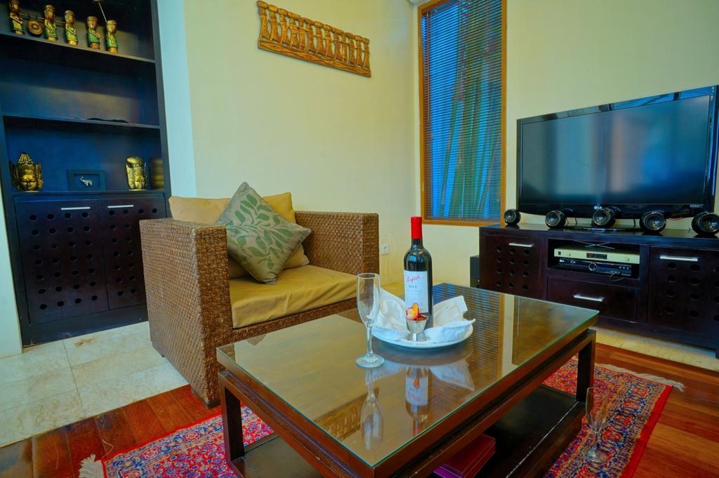 Villa Travis Seminyak  Ngoại thất bức ảnh